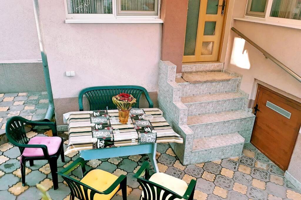 нouse With Cute Little Yard Plovdiv