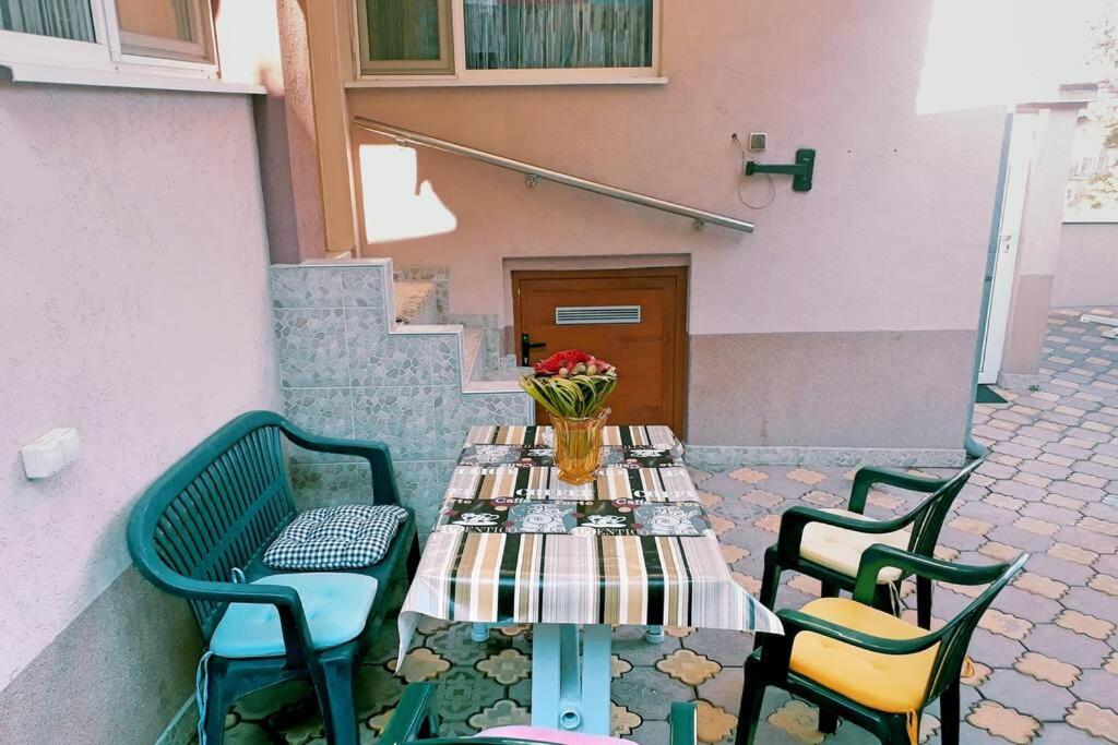 нouse With Cute Little Yard Apartment Plovdiv